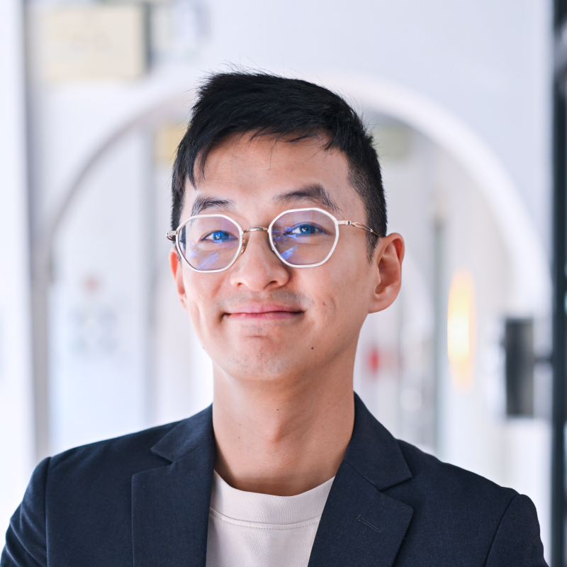 Desmond Chen
