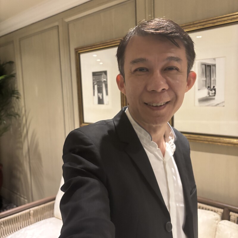 Elliot Lee